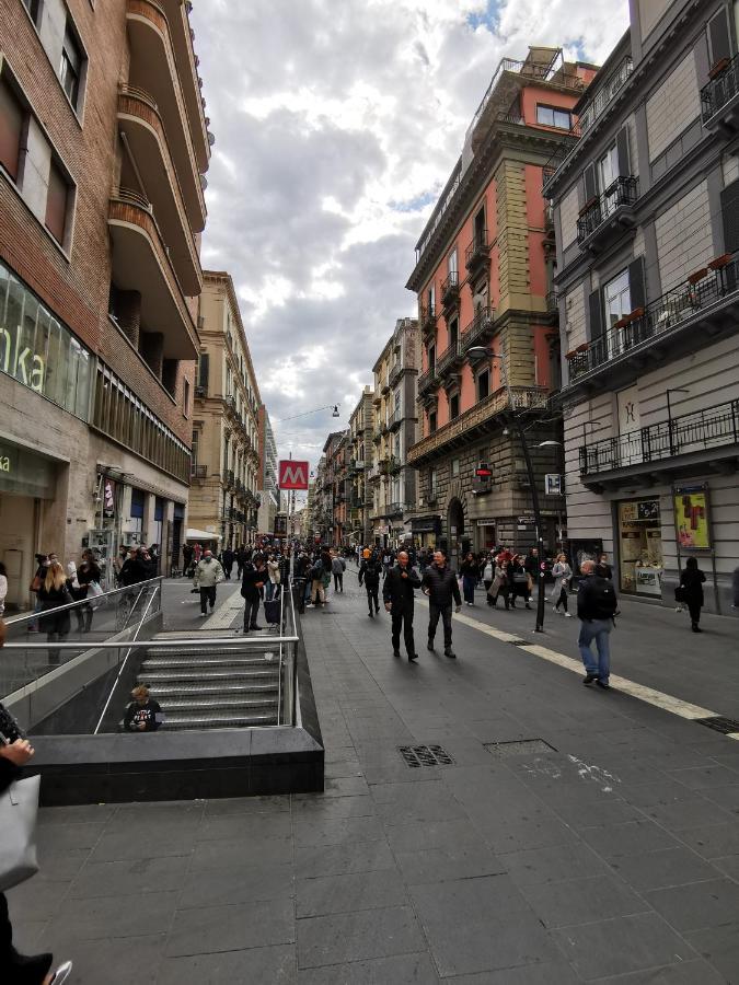 Residenza Napoli Toledo Lägenhet Exteriör bild