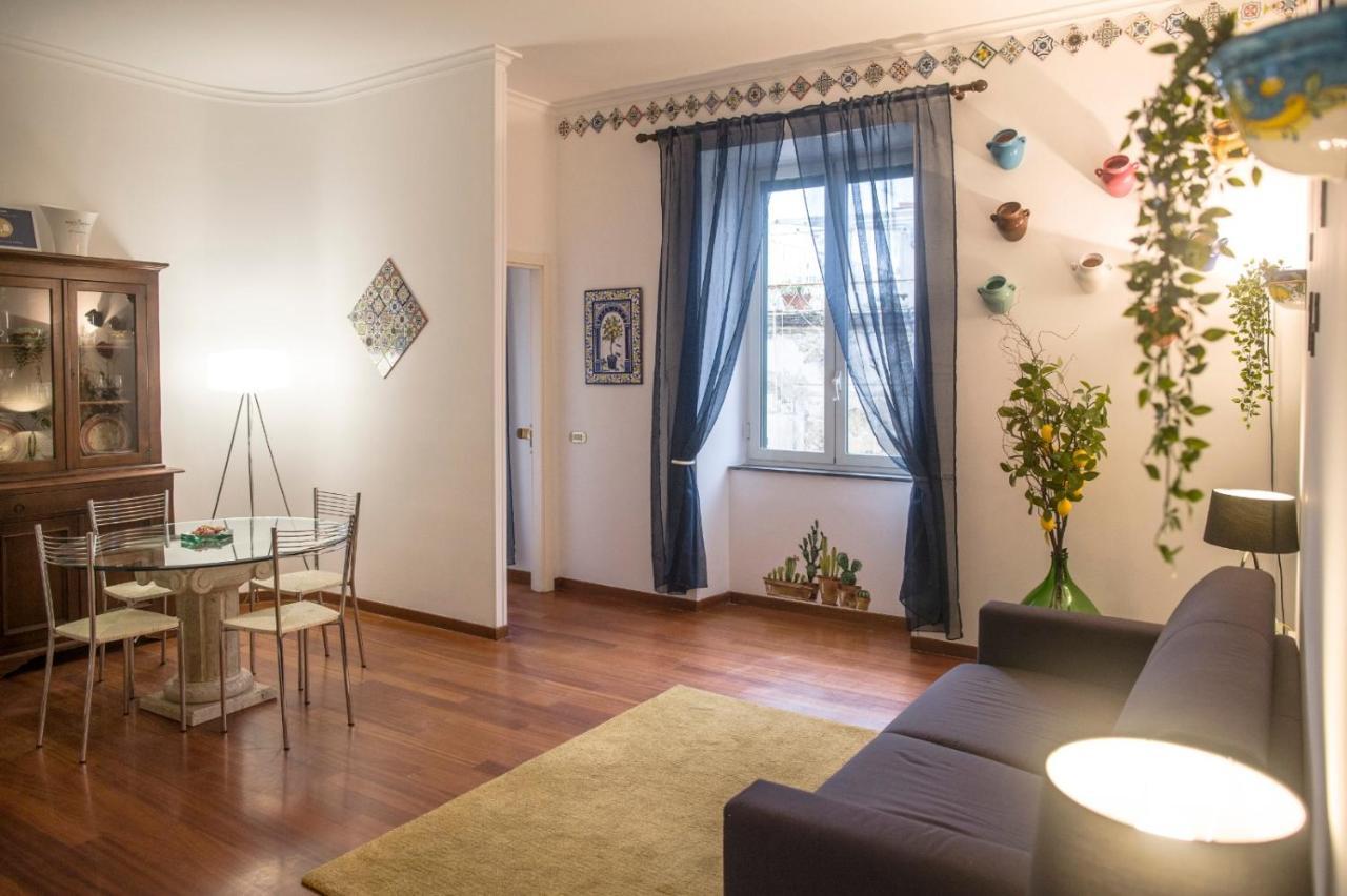 Residenza Napoli Toledo Lägenhet Exteriör bild